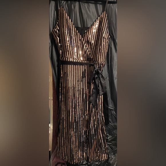 Chelsea28 size 18 sequence dress - Picture 2 of 2